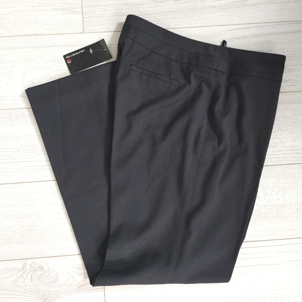 Laura Petites Black Dress Pants with Subtle Stripes Size 12